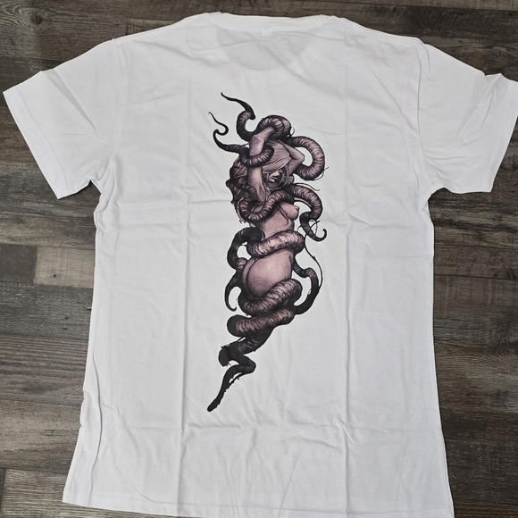 New Men's size large graphic t-shirt - Picture 2 of 4